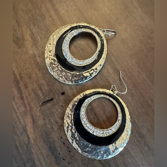 Cache Black & Silver Round Sparkling Dangle Earrings - Picture 3 of 5